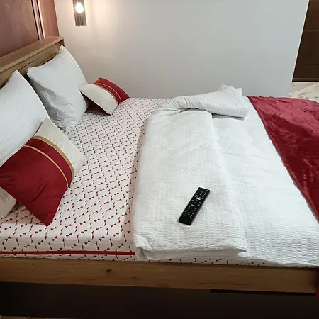 Train Station Apartman *