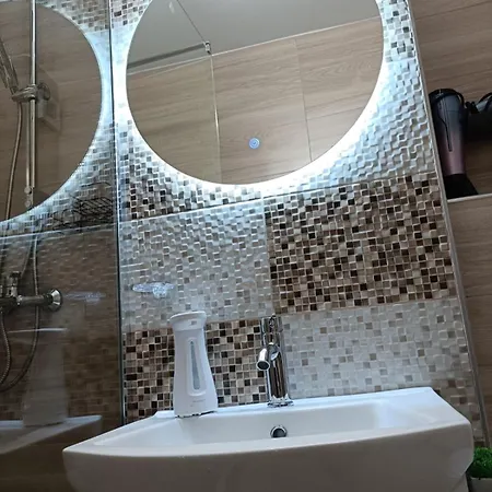 Train Station Apartment Brașov