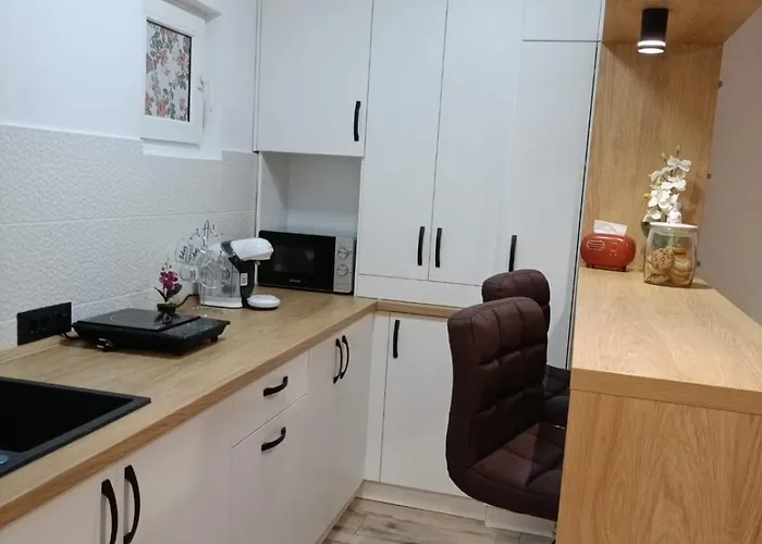 Train Station アパート *