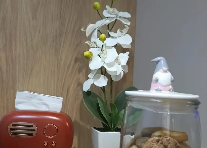 Train Station アパート